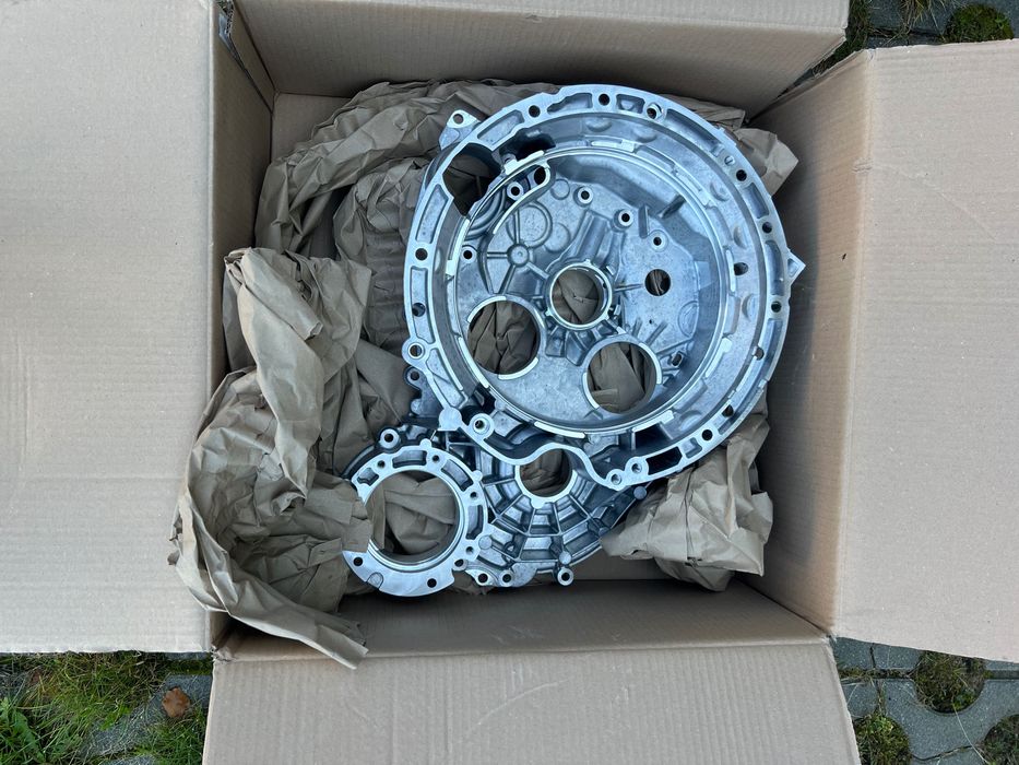 Obudowa skrzyni Mercedes 177 a45s , K8x500