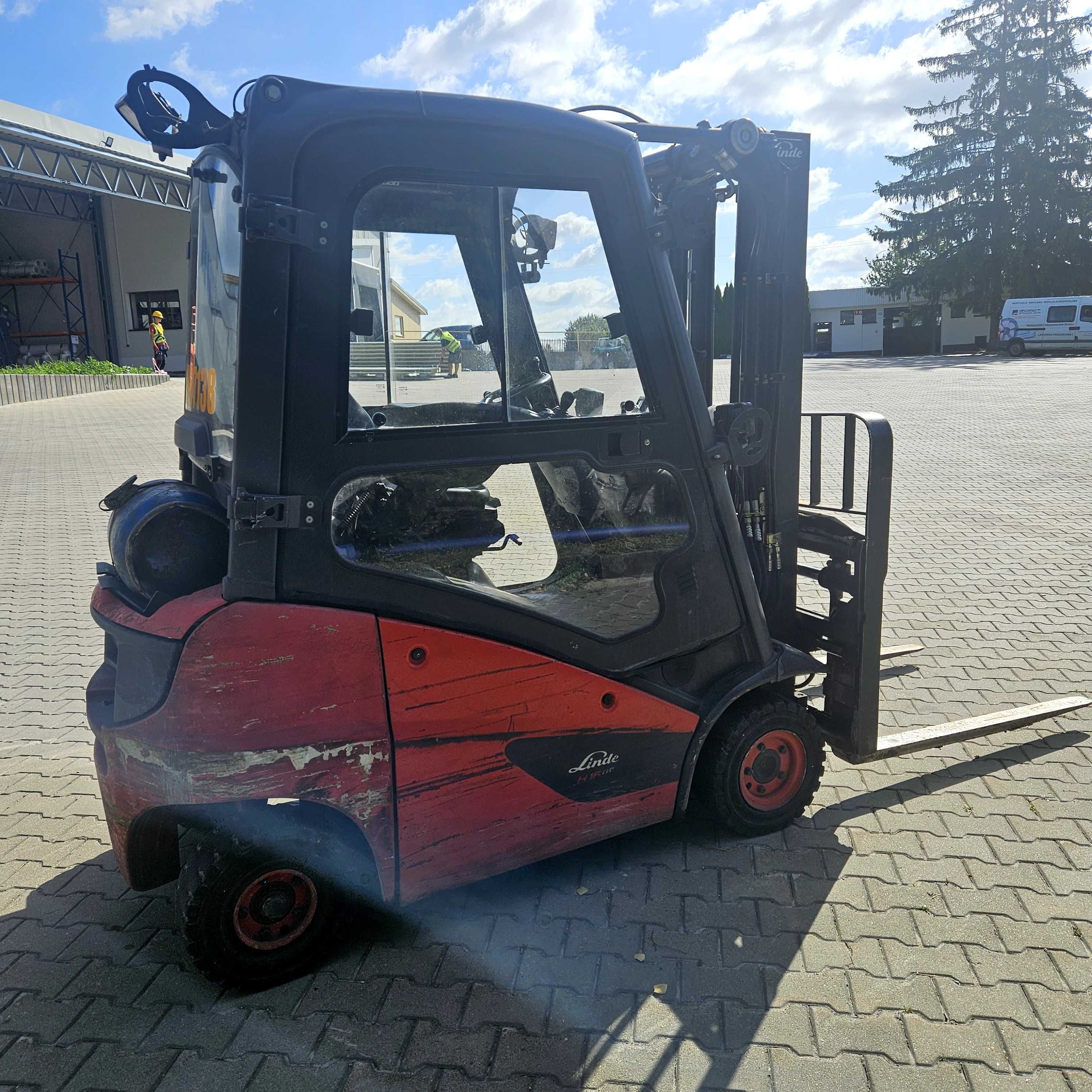 Wózek widłowy Linde H16