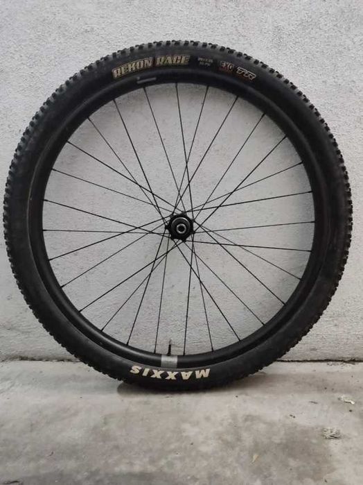 Roda traseira 29" BTT Carbono South Industries 28mm interno
