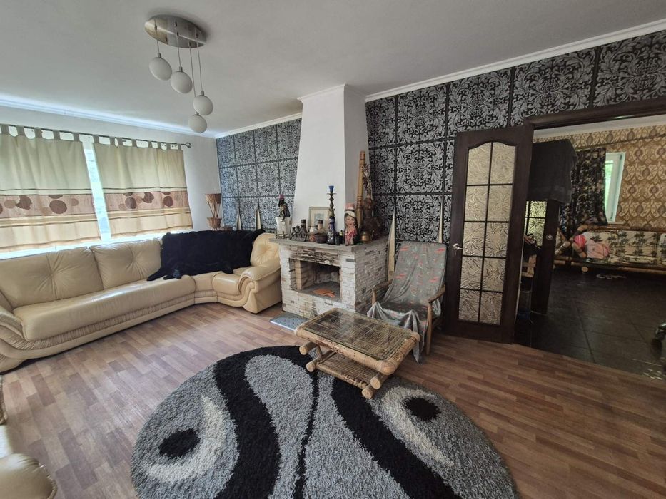 Продам частину будинку по вул.Короленка (біля річки)