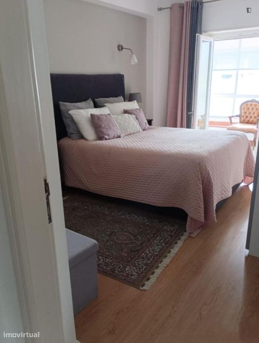 Quarto - localizado em Cascais Lisbon