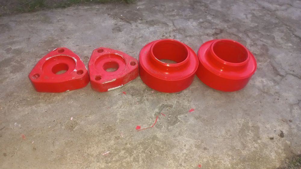 Продам комплект проставок на мазду 6gg