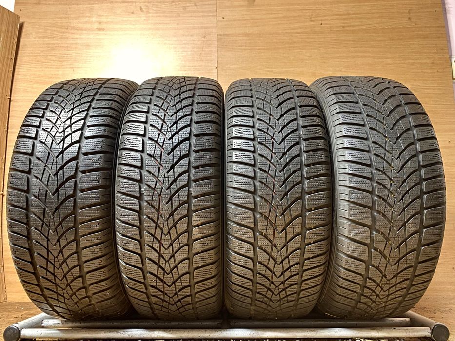 205/55 R 16 Dunlop SP Winter Sport 4D Зима комплект шини