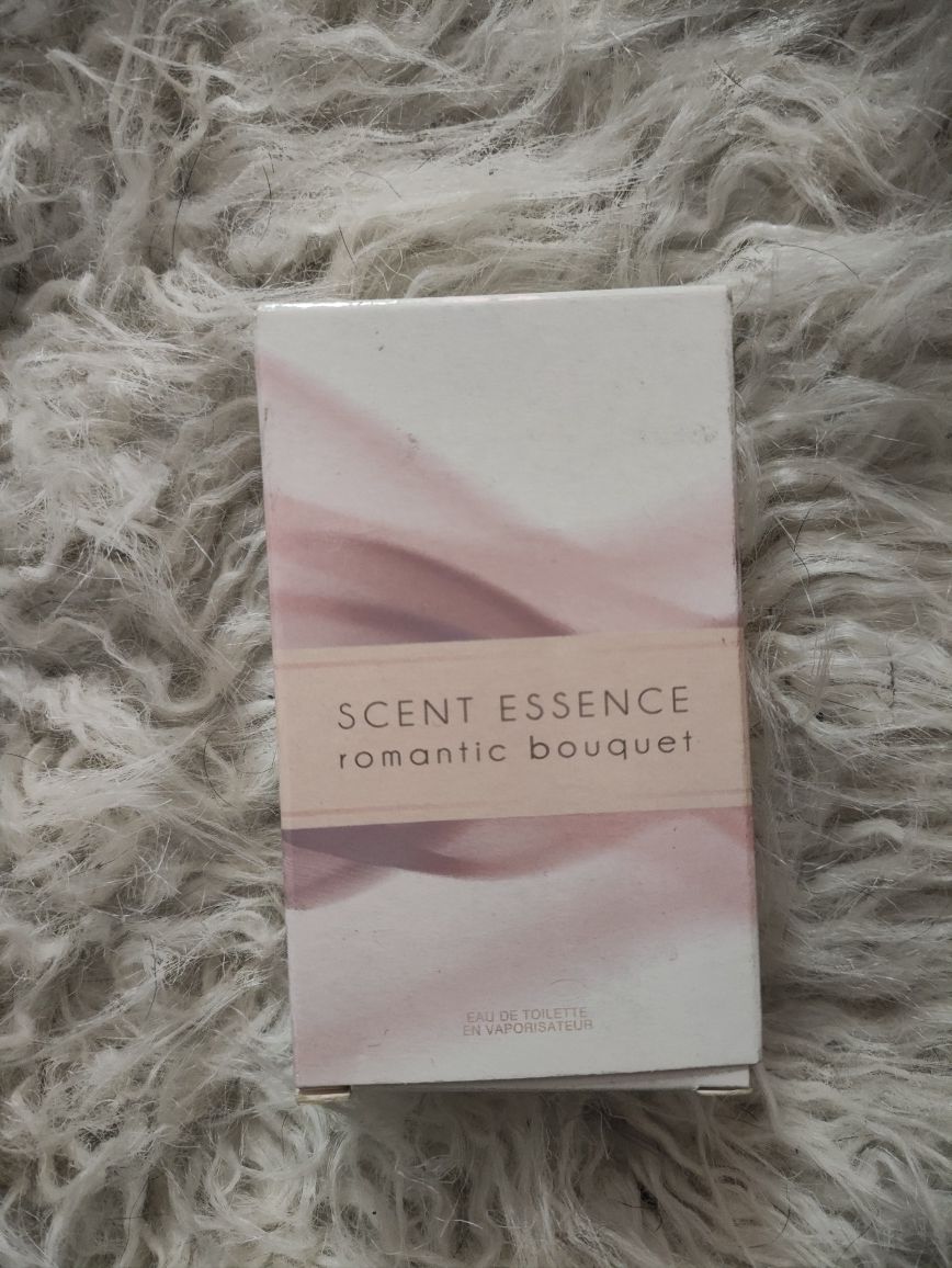 Scent essence romantic bouquet