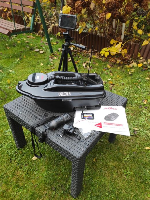 Boatman Actor Sonar Black - łódka zanętowa