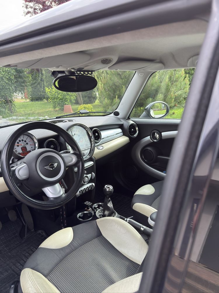 MINI COOPER R56 2007r 1.6B