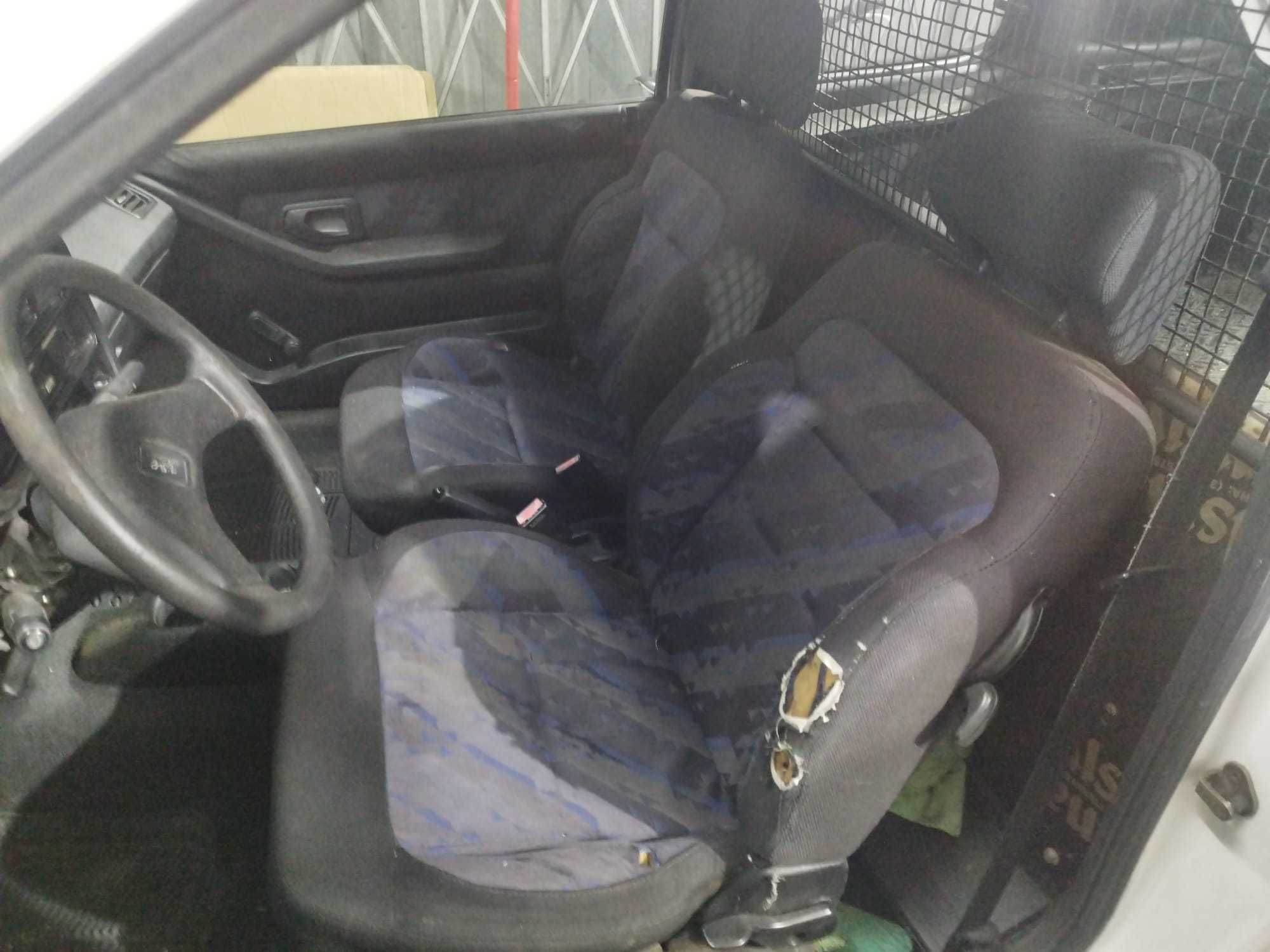Peugeot 306 (12/1996)