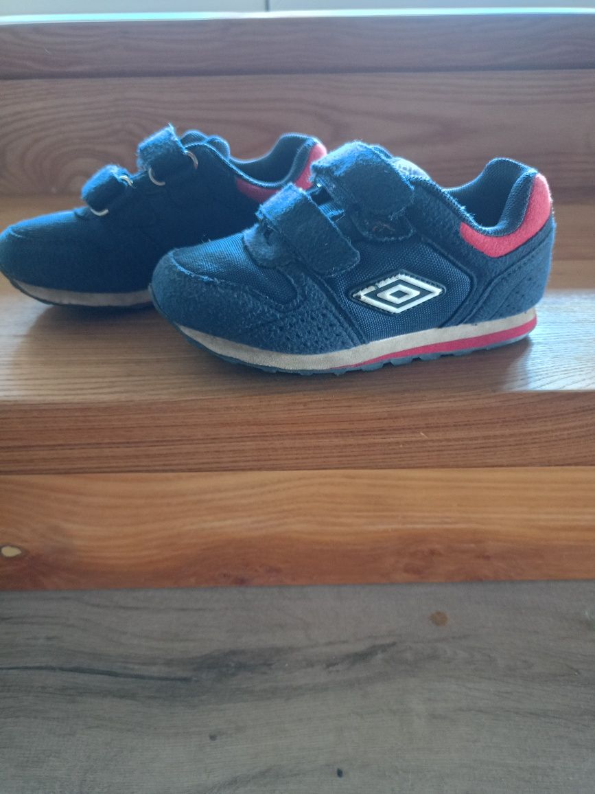 Buty adidasy Umbro 27