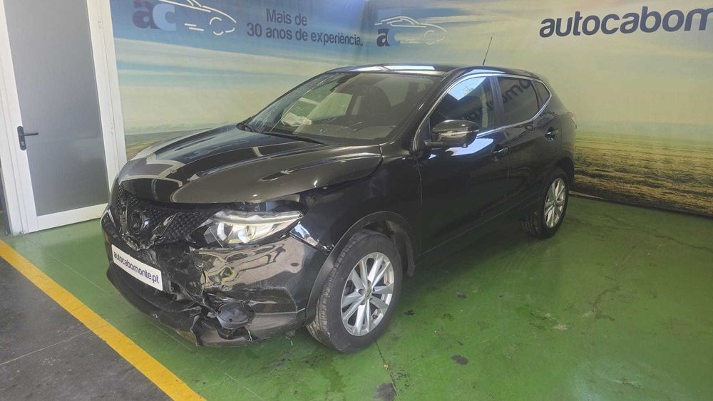 Nissan Qashqai 1.6 DCI - Salvado