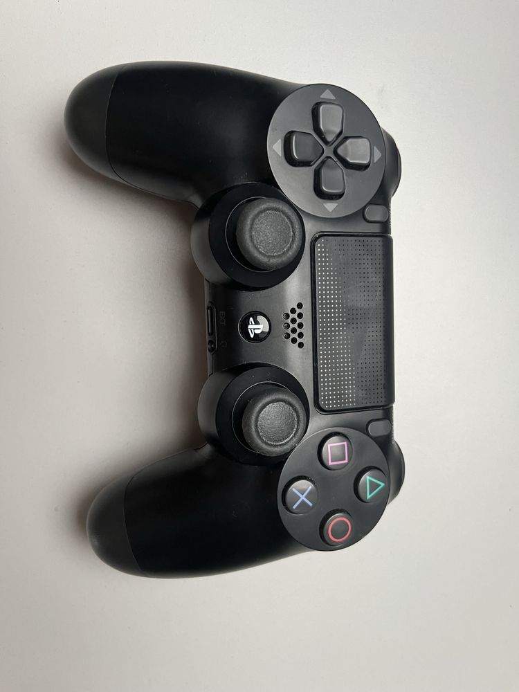 pad do ps4 czarny