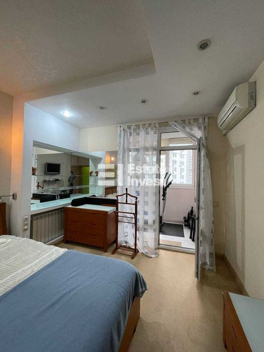 Здається 3х кімнатна квартира на проспекті Миколи Бажана