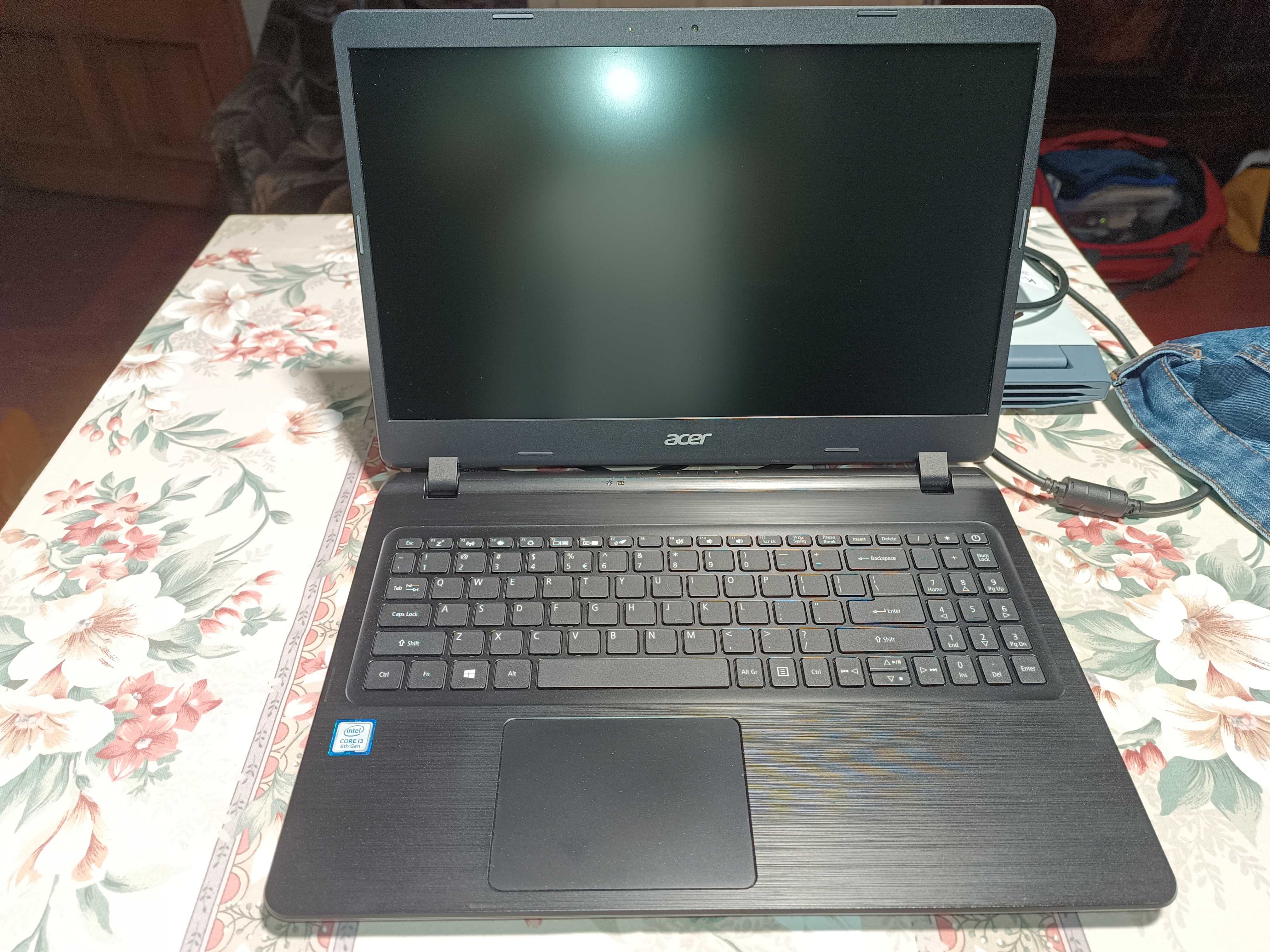 laptop     Acer 513-53