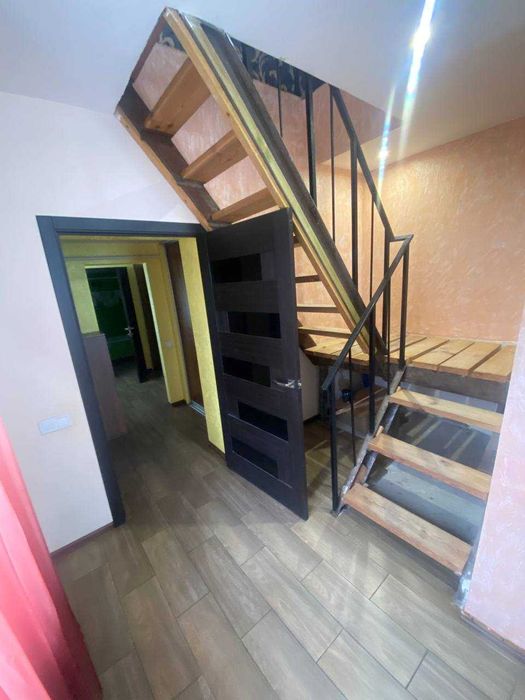 Частина будинку на Корольова. ТЕРМІНОВО!