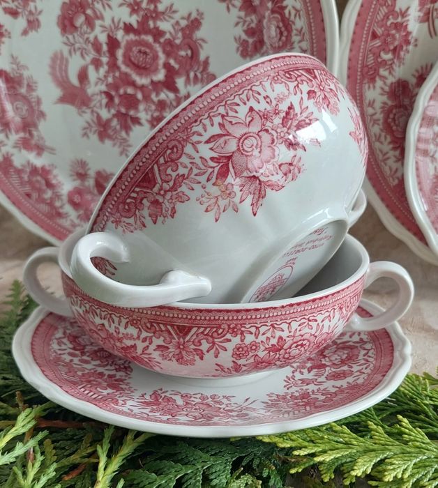 Dwie bulionowki i spodki z renomowanej wytwórni Villeroy &Boch Fasan