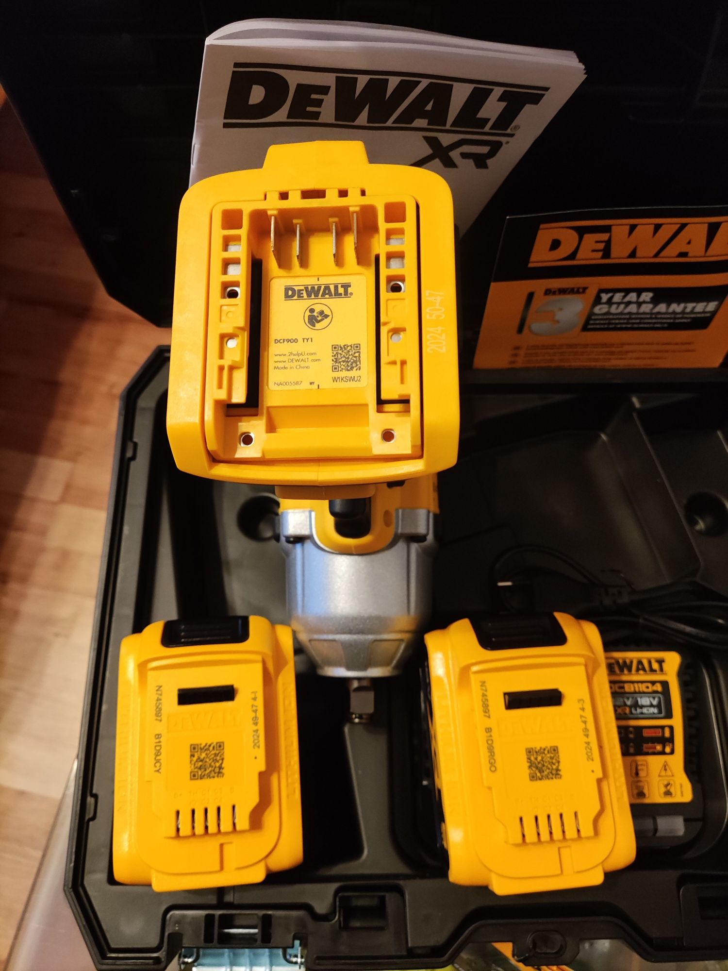 klucz udarowy Dewalt DCF900P2 2 aku 5.0Ah+ład+wal Tstak II