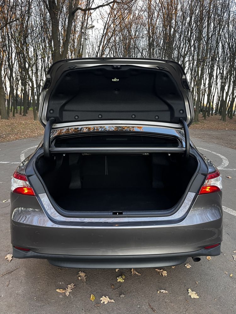 Toyota Camry 2018