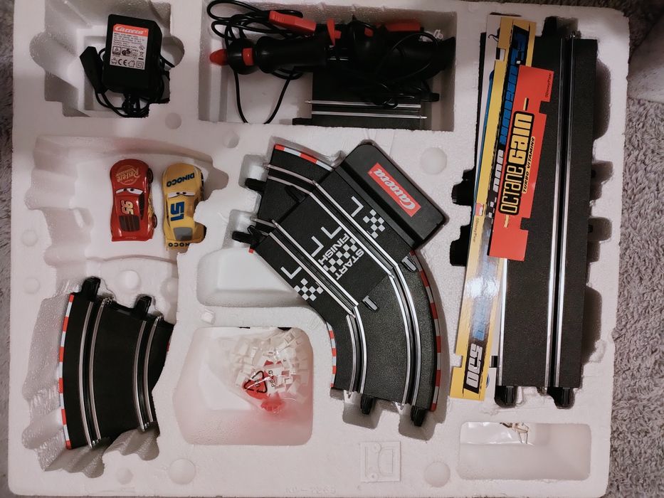 Tor samochodowy - Tor Carrera go cars -