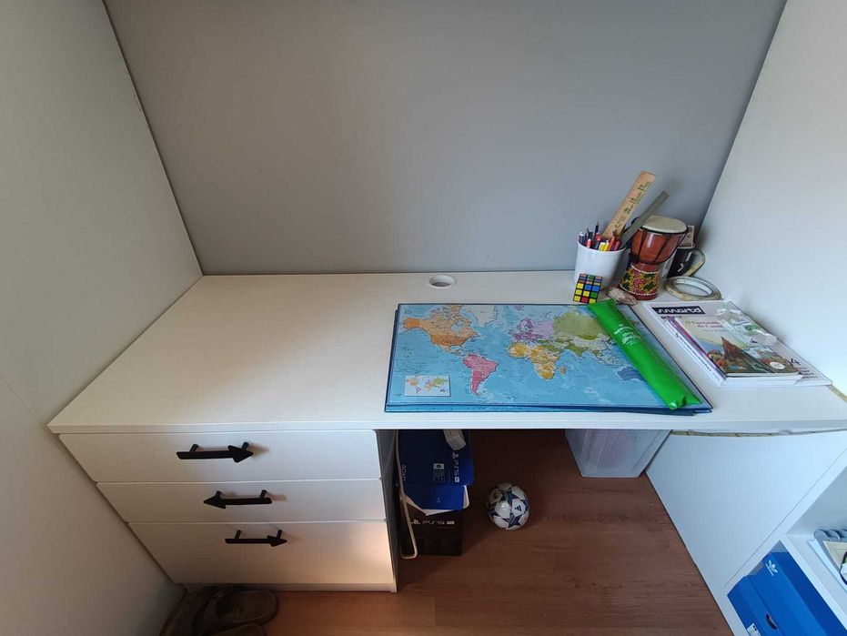 Beliche n.º 2 comprado em 2021 com colchão. Bom estado!