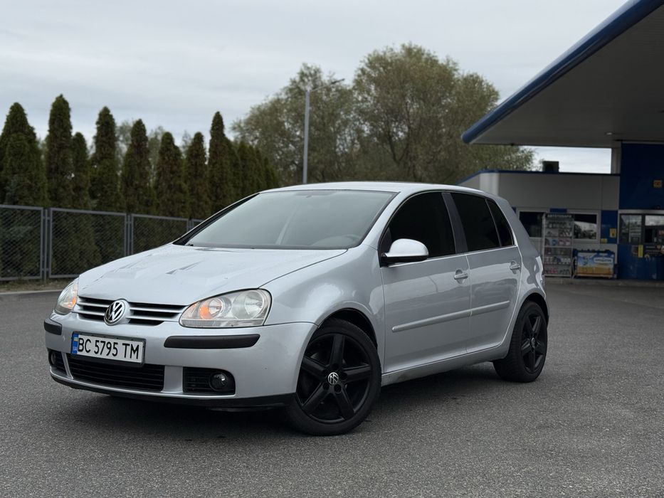 VOLKSWAGEN GOLF V 2005 , 2.0 полный привод , в идеальном состоянии