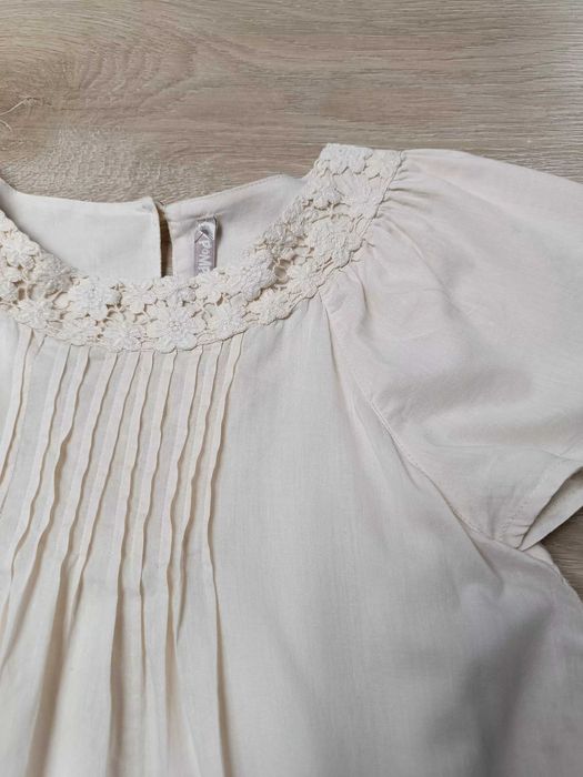 Beżowa rozkloszowana bluzka bawełna koronka 'Pomp de Lux' 140