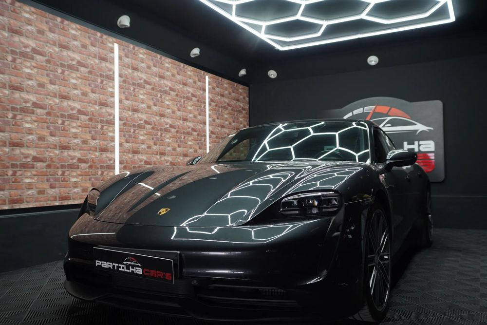 Porsche Taycan Bateria Performance Plus