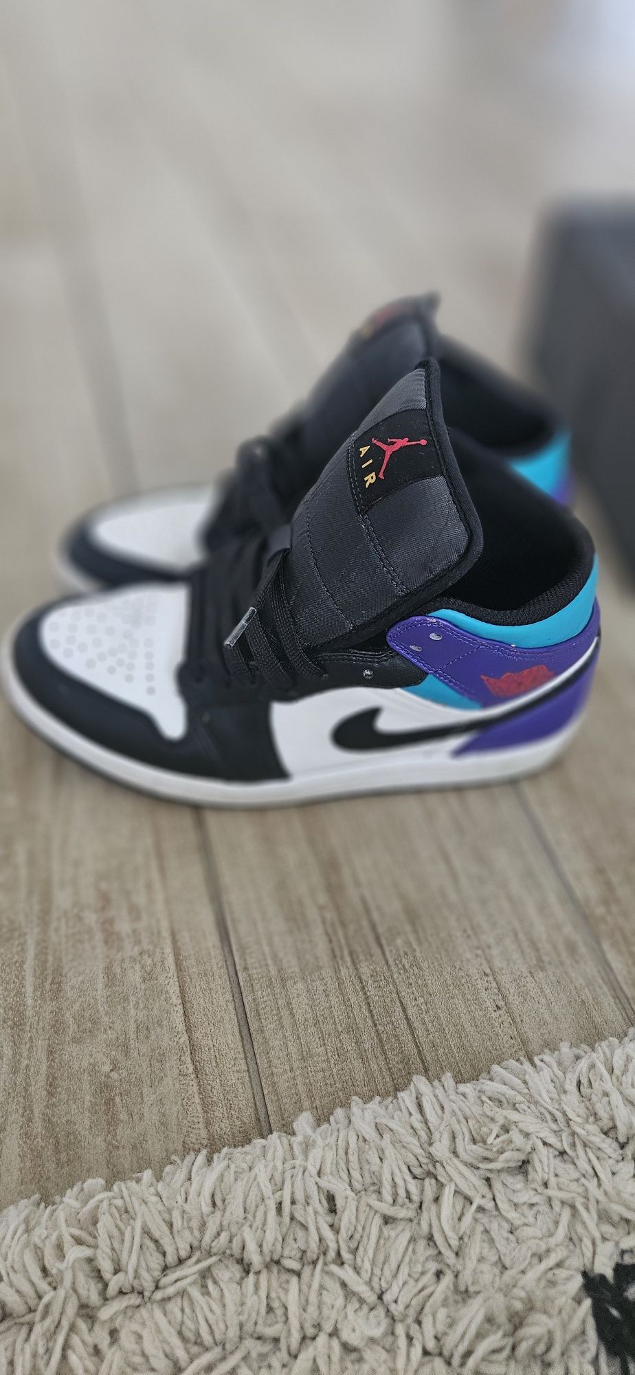 Nike Air Jordan 1 Mid