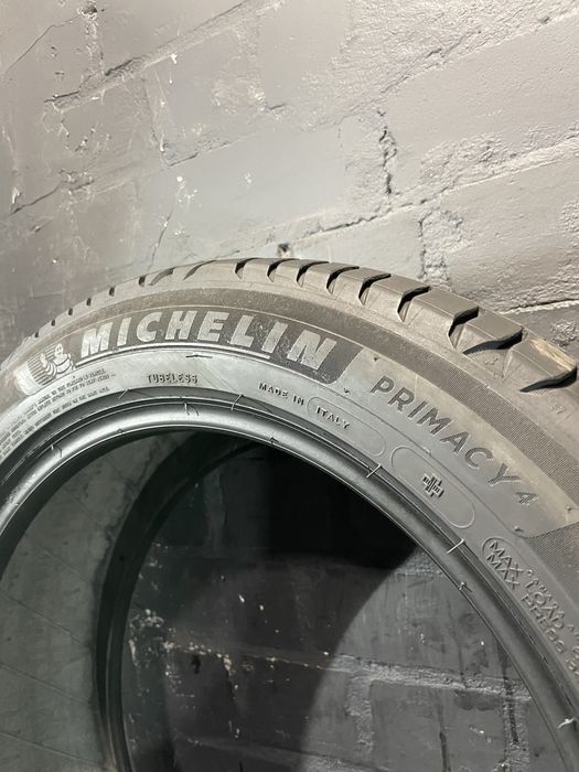 2шт 215/50 R17 Michelin Primacy 4 +
