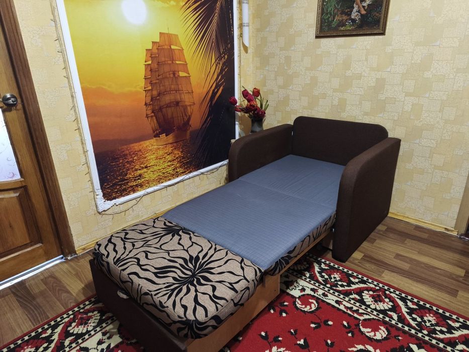 Кресло-диван раскладное мягкое Гном жаккард коричневый.