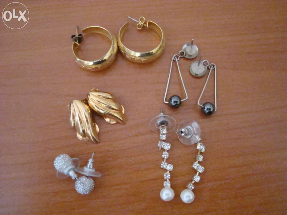 4 Pares de brincos fantasia