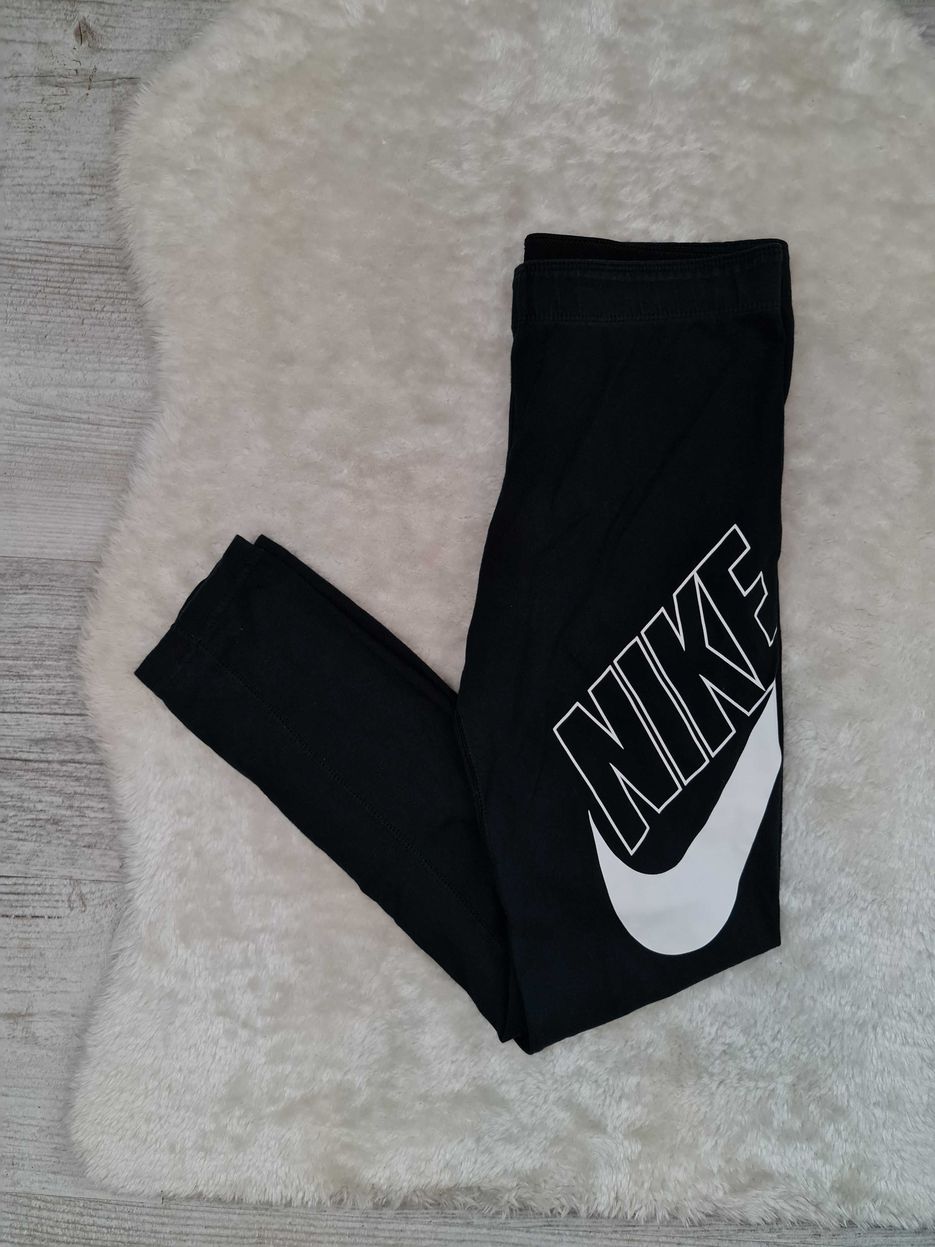 Spodnie Legginsy Nike Swoosh Logo Rozmiar XS / S Czarne Oryginalne