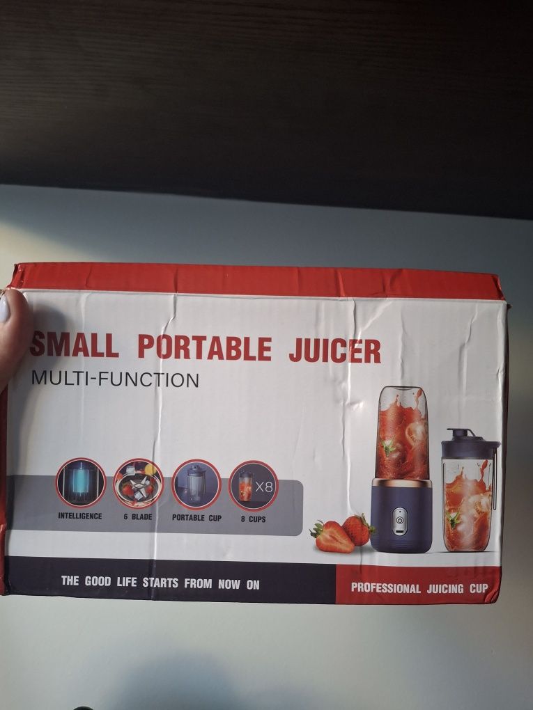 Blender kielichowy przenośny mini
