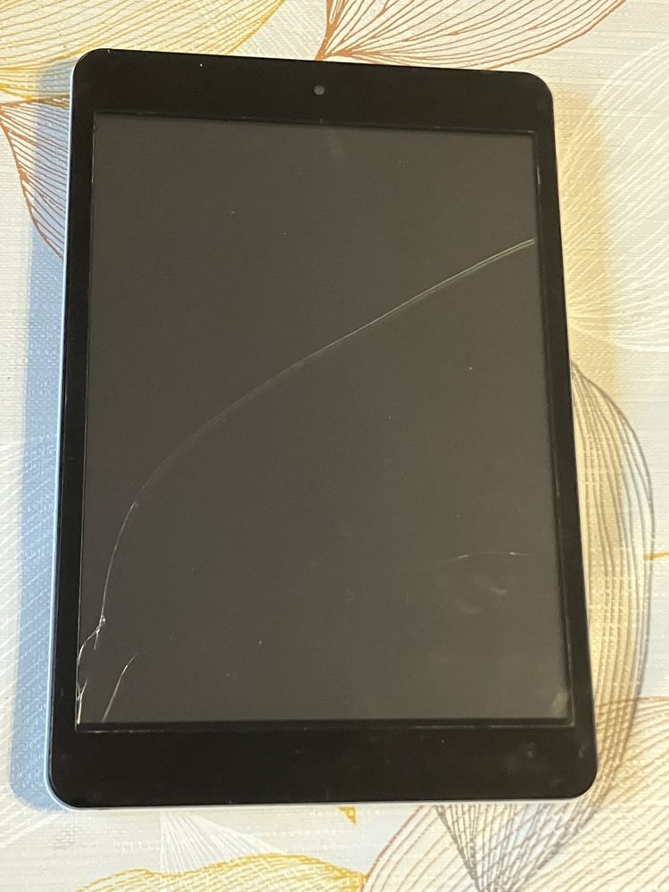 Tablet MyTab mini 3G 8 GB.