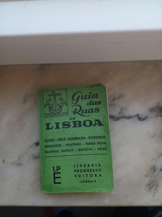 Guia das RUAS de LISBOA de 1973
