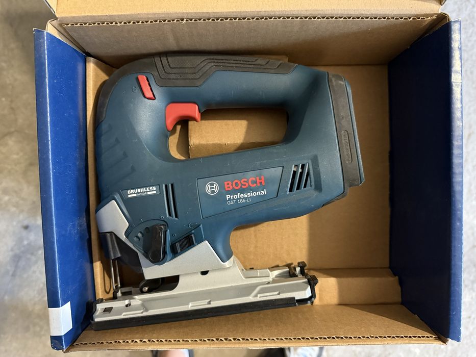 Wyrzynarka Bosch Professional GST 185-Li