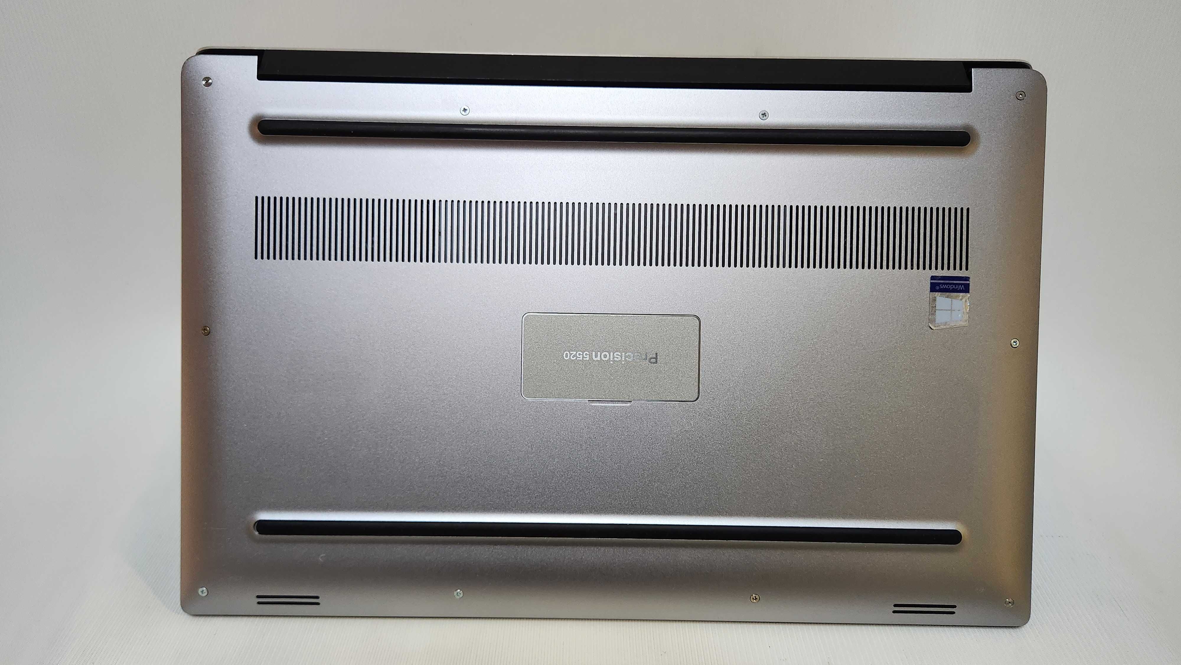 15"6 4К  Dell Precision 5520 256gb 12gb i5 7440 HQ