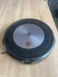 Робот-пилосос iRobot Roomba j7, працює ідеально