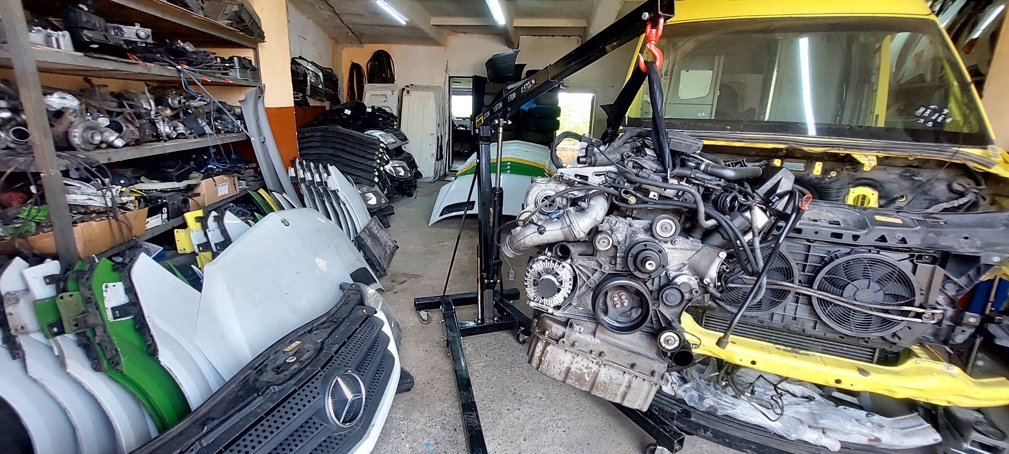 Двигадель двигун Mercedes Sprinter двигатель двигун om 651 2.1 cdi