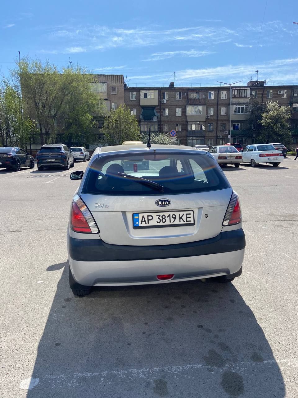 Продам Kia Rio    .