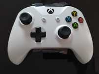 Pad kontroler PC lub Xbox One Series S X biały