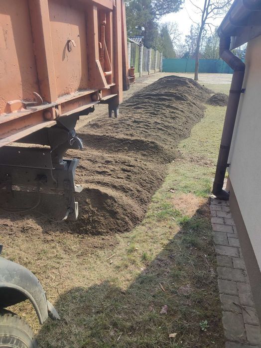 Ziemia humus przesiewana