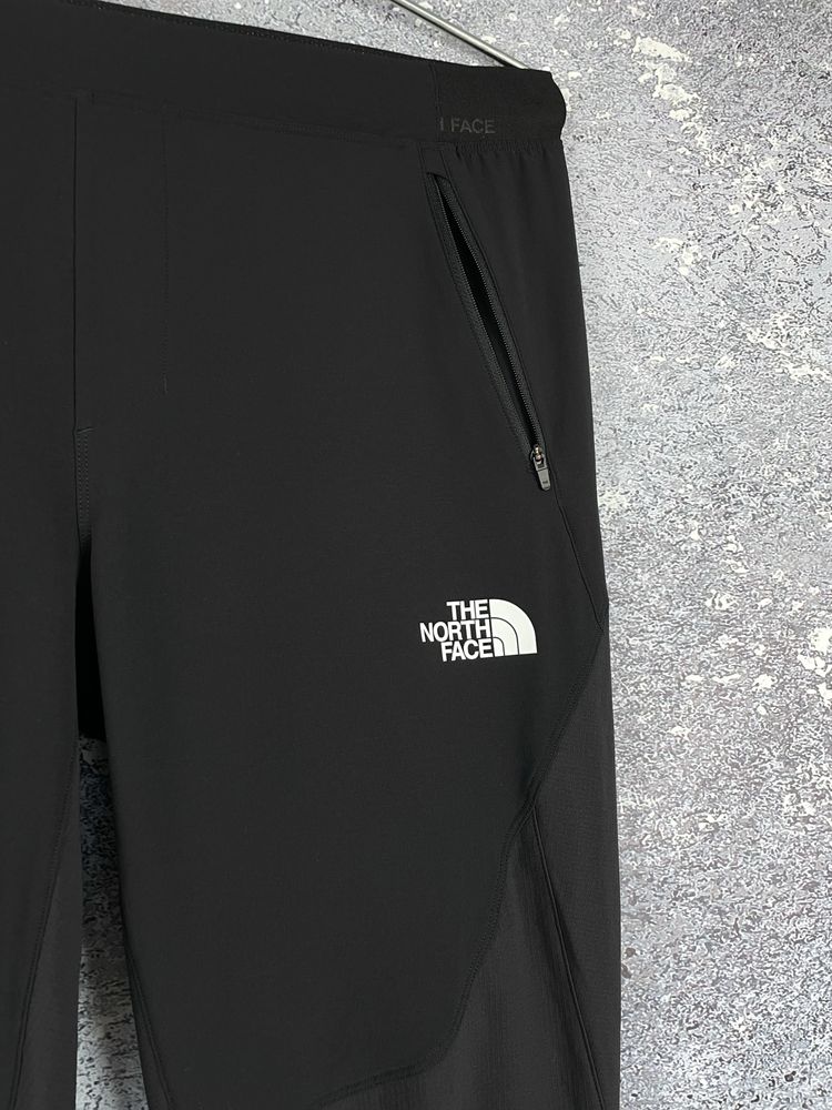 Штани The North Face Circadian Slim Trousers Штани для кемпінгу