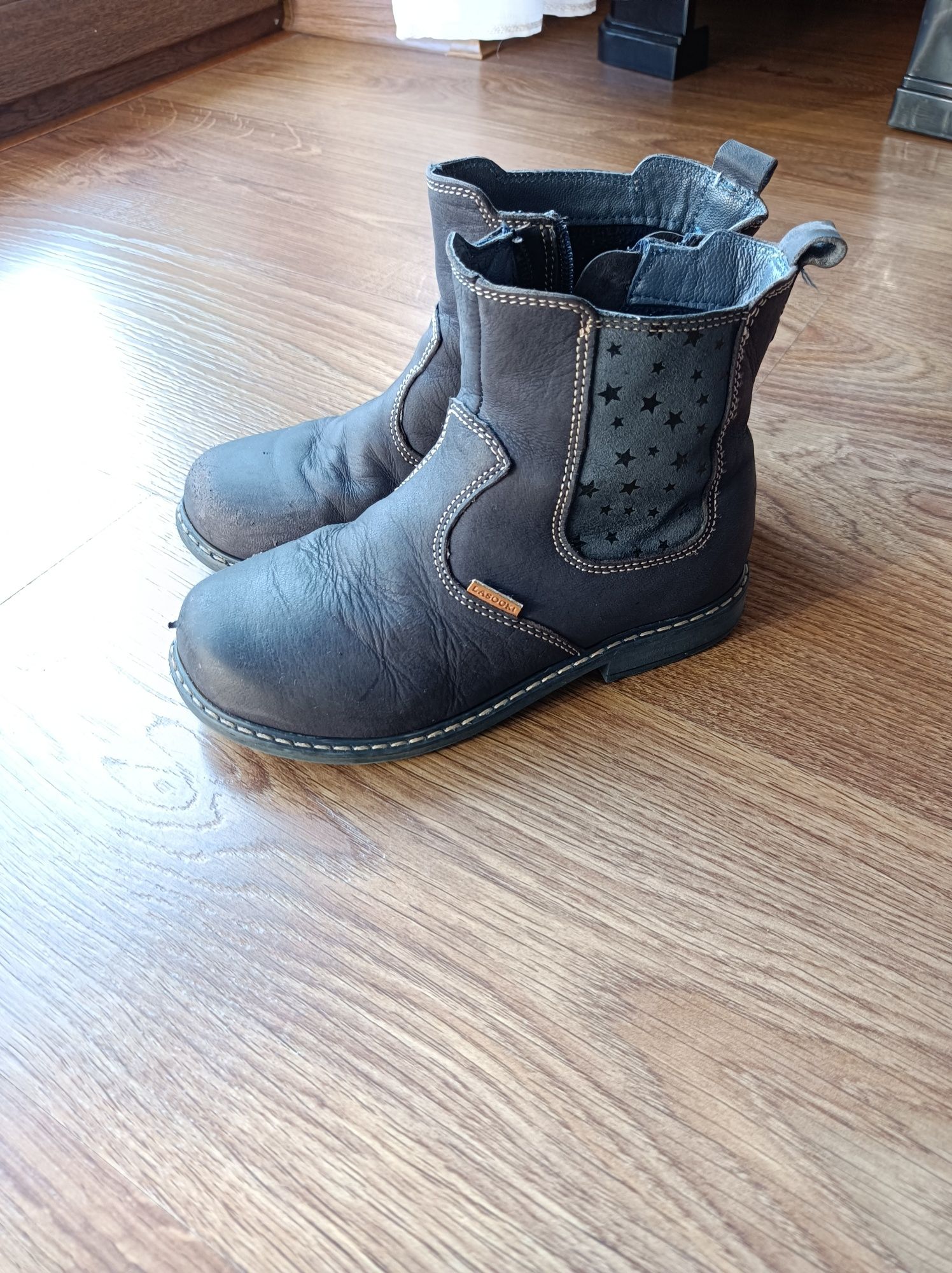 Buty lekko ocieplane Lasocki 29