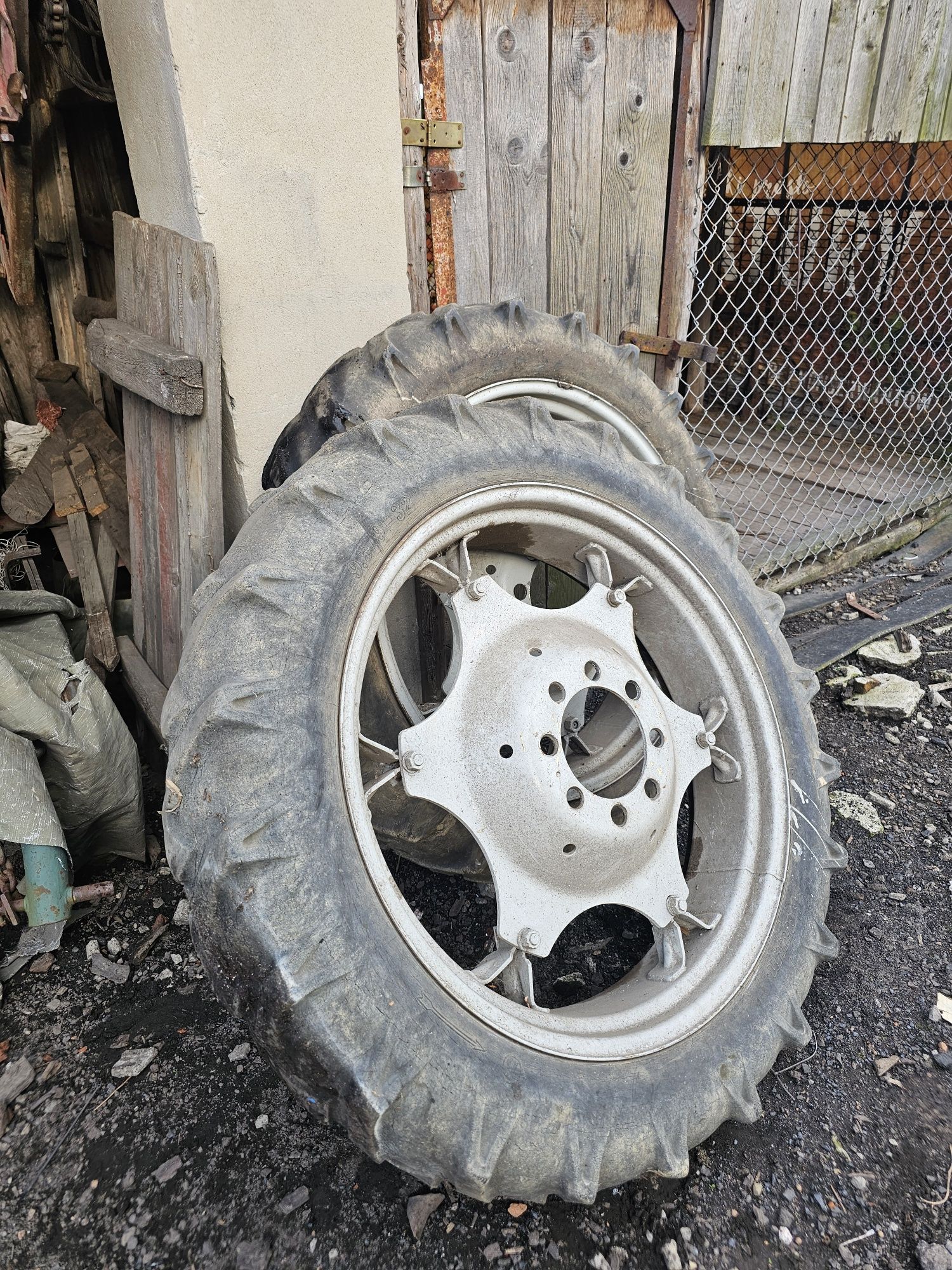 Koła 9.5-32 c360 zetor ursus międzyrzędowe