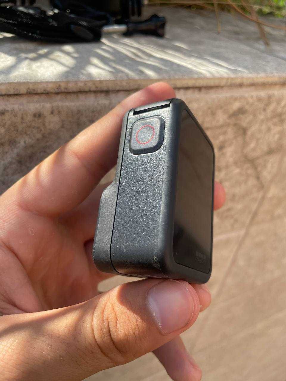 Продається екшн камера GoPro HERO8 Black з чудовим комплектом