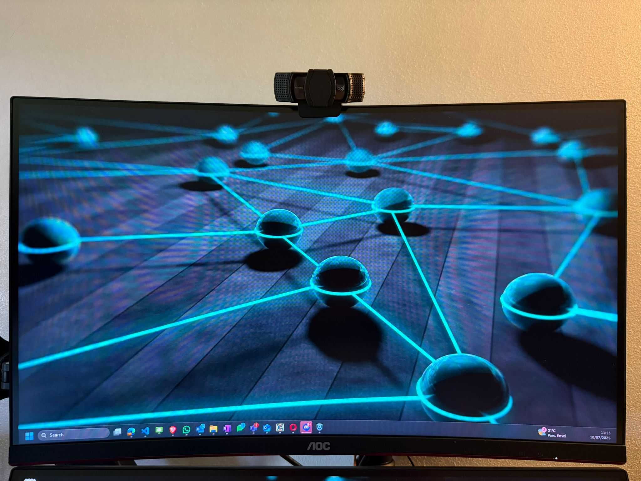 2x Monitor Gaming Curvo AOC C27G2ZE/BK (27'' - 0.5 ms - 240 Hz)