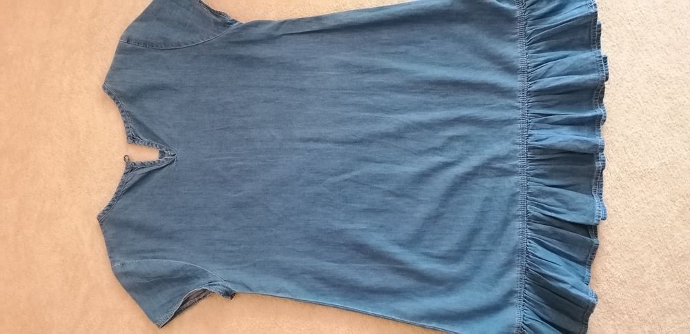 Sukienka  firmy  Mayoral