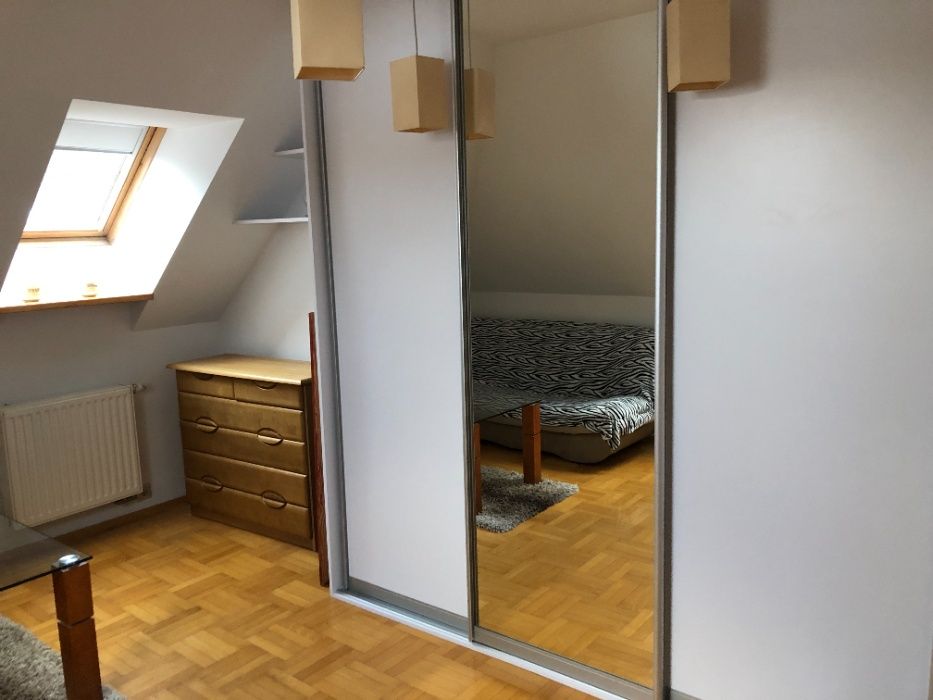 Wynajmę pokój kobiecie w domku jednorodzinnym