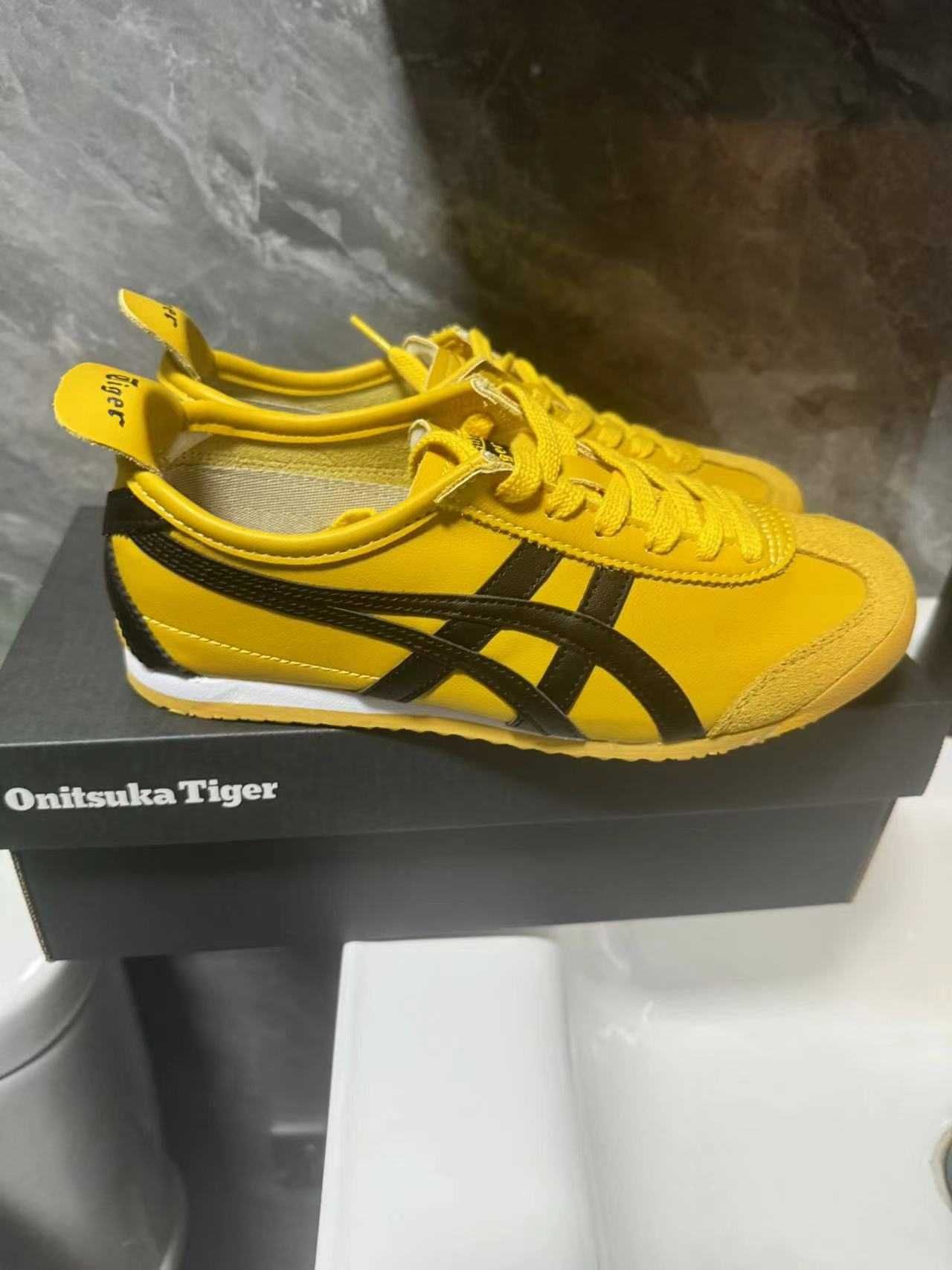 onitsuka tiger 40