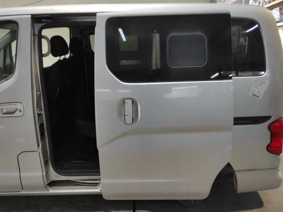 PORTA LATERAL ESQUERDA DESLIZANTE NISSAN NV 200 (M20) KOMBI COMFORT