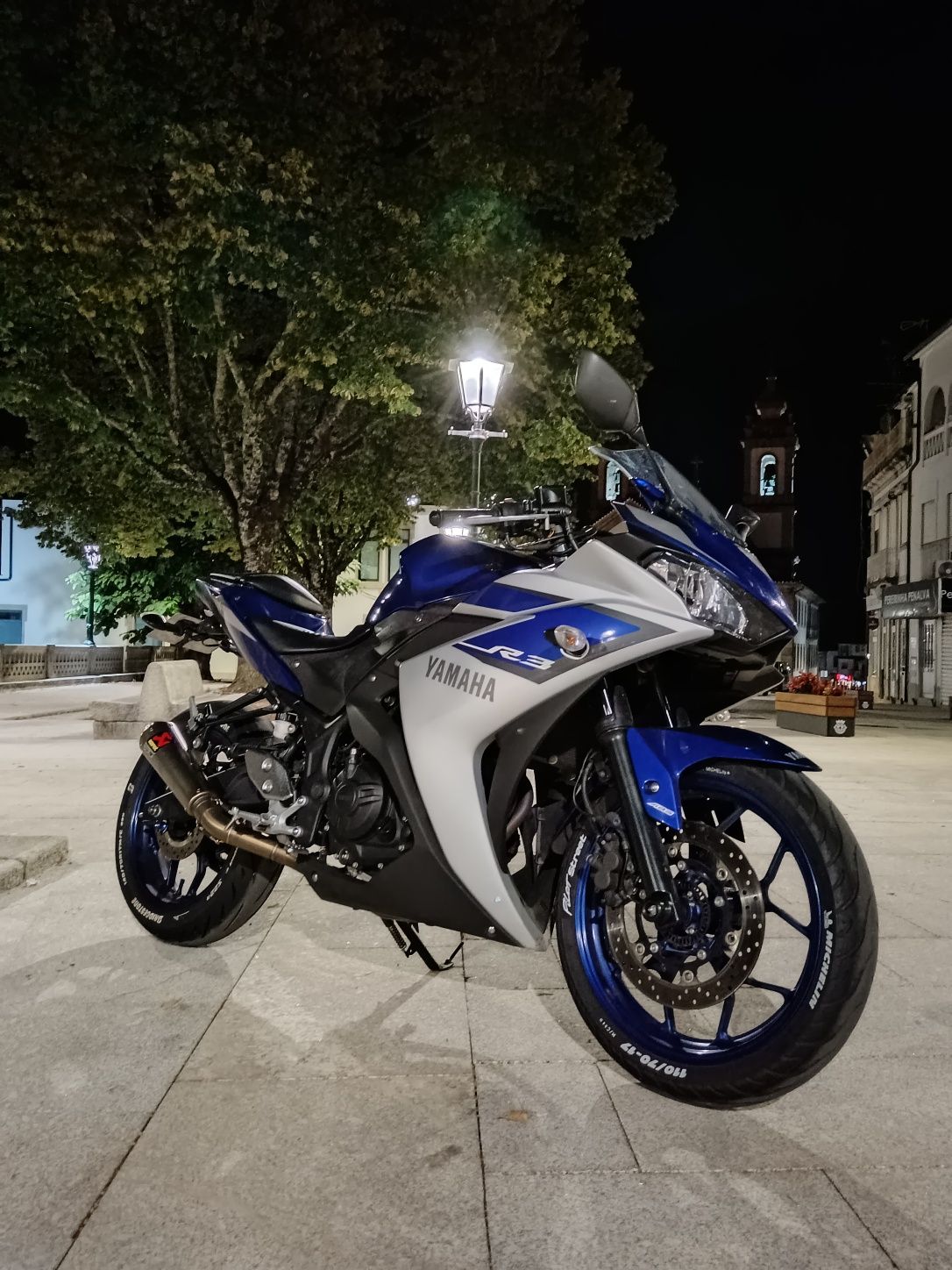 Yamaha R3 Race Blue